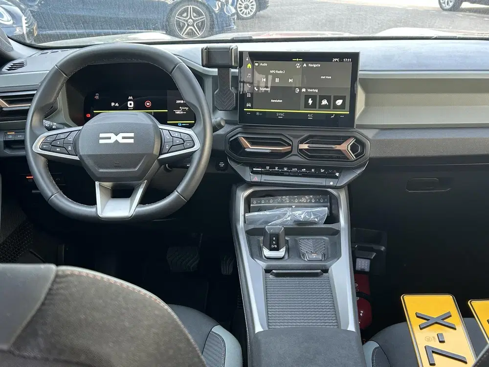 Dacia Bigster 1.8 Hybrid 155 Extreme uit 2025, foto 3