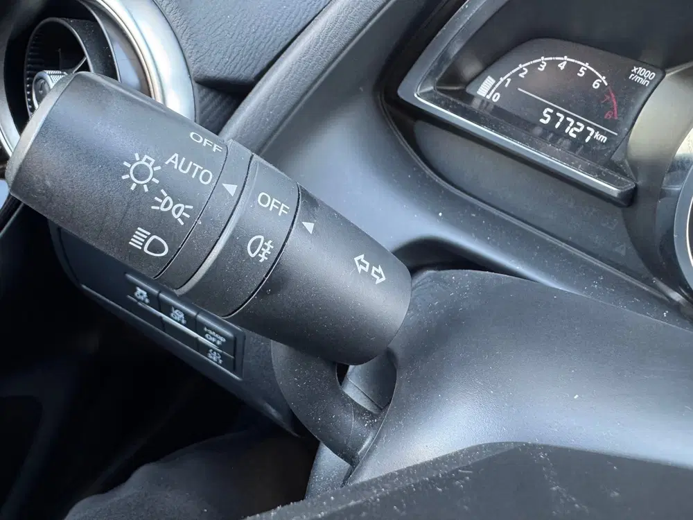 Mazda 2 1.5 Skyactiv-G Luxury uit 2022, foto 15