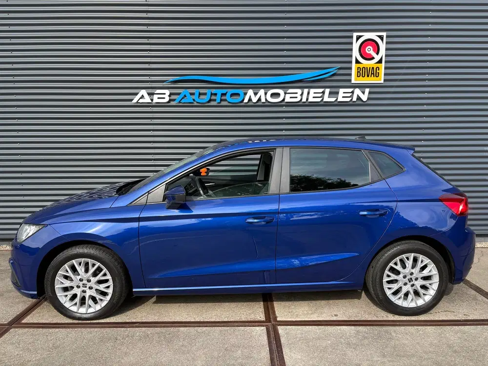 SEAT Ibiza 1.0 TSI Style Business Intense CAMERA uit 2020, foto 2