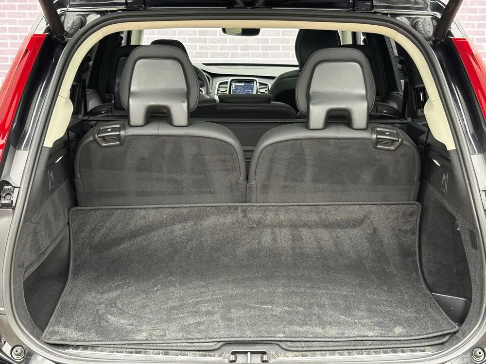 Volvo XC90 2.0 T8 Recharge AWD Ultimate Dark uit 2022, foto 15