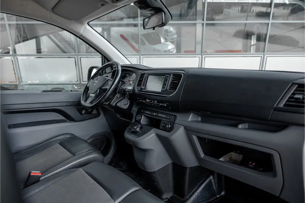 Opel Vivaro 2.0 CDTI L3H1 XL Edition uit 2021, foto 10