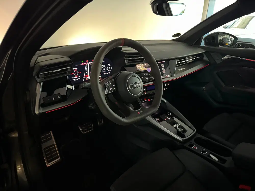 Audi RS3 Sportback 2.5 TFSI quattro Pano uit 2023, foto 9