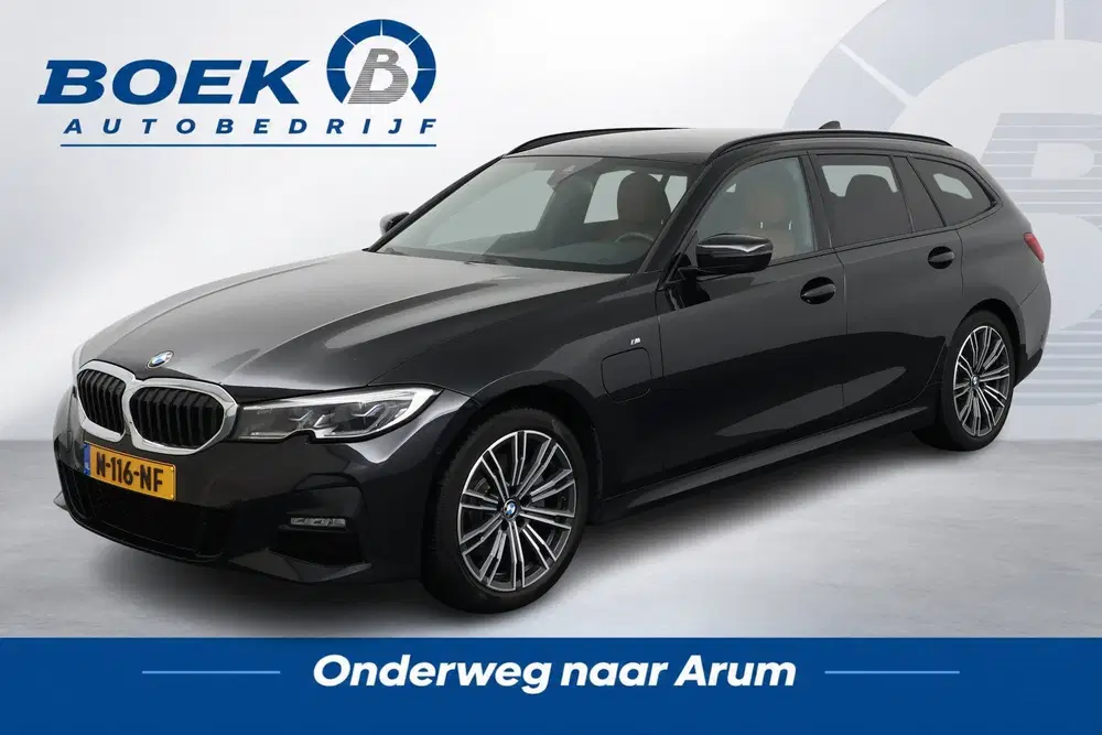 BMW 3-serie 3 Serie Touring 320e PHEV M-SPORT VOL LEER uit 2021