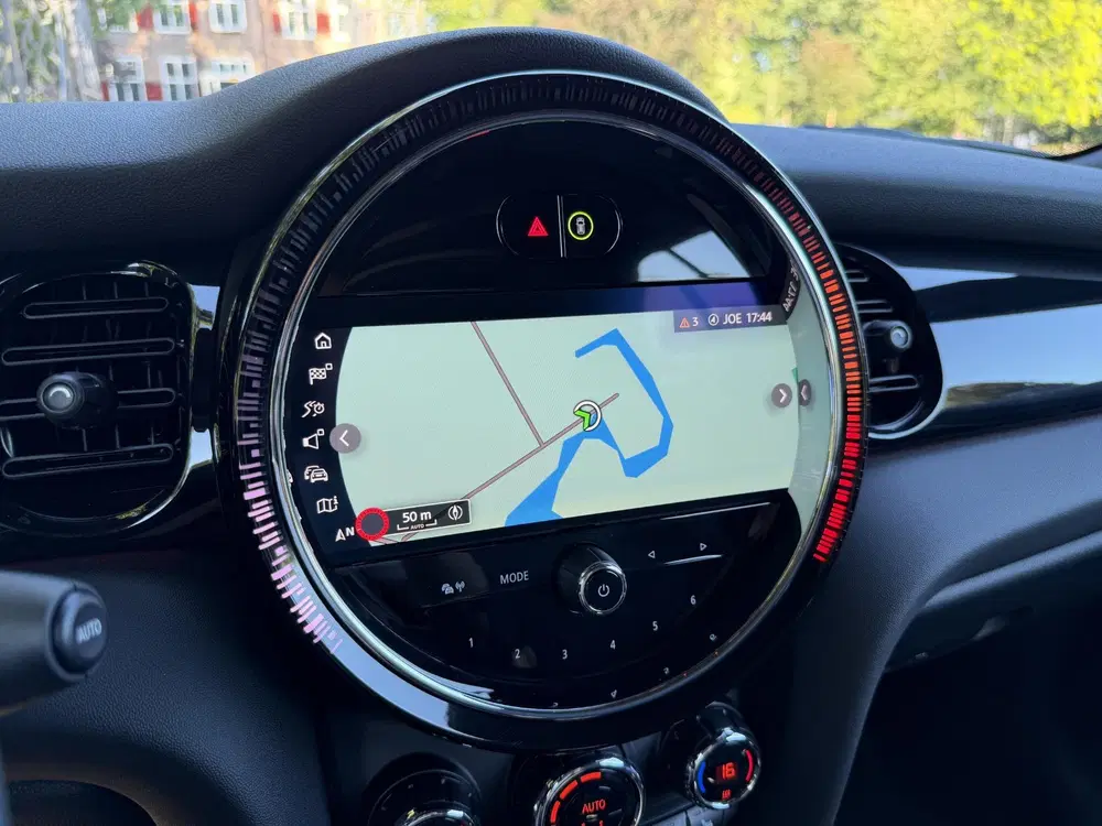 Mini Cabrio 2.0 Cooper S Essential uit 2023, foto 15