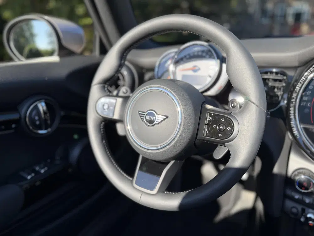 Mini Cabrio 2.0 Cooper S Essential uit 2023, foto 8