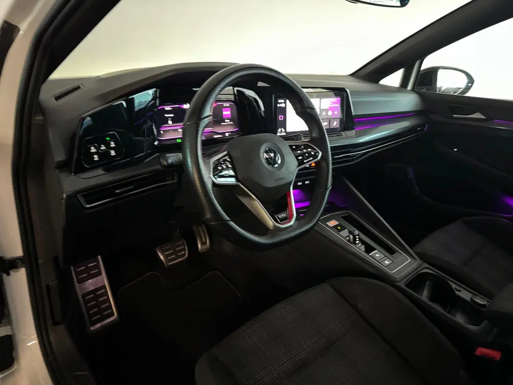 Volkswagen Golf 2.0 TSI GTI Pano uit 2021, foto 9