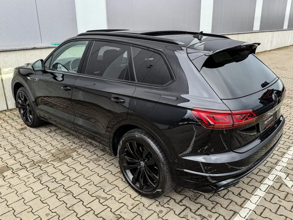 Volkswagen Touareg 3.0 TSi eHybrid R 462Pk Black Dyn Pano 21 uit 2021, foto 7