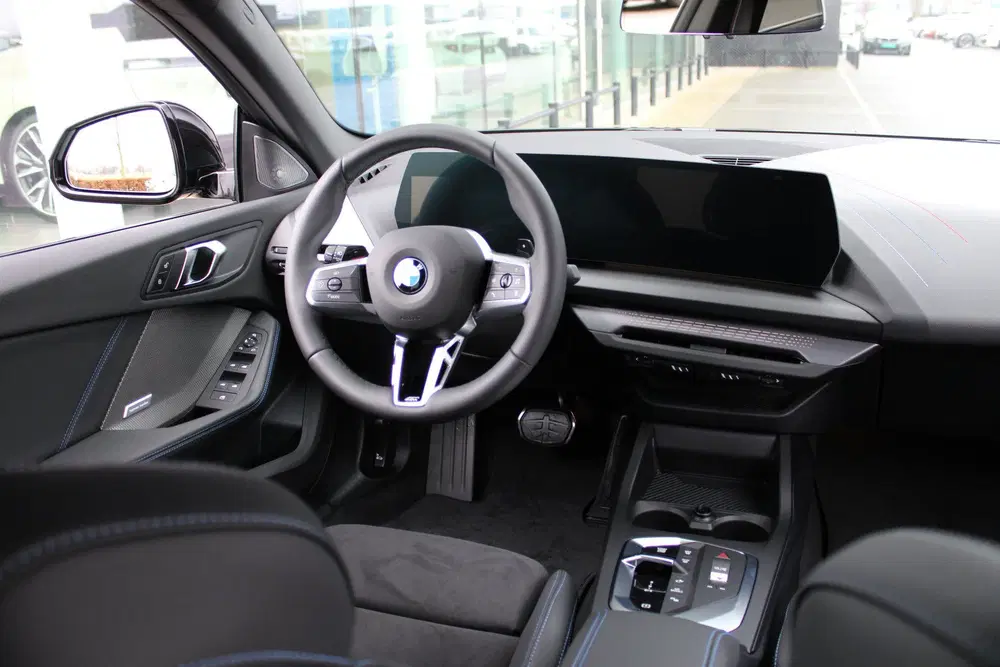 BMW 2-serie Coupé 220 M Sport Automaat uit 2026, foto 13