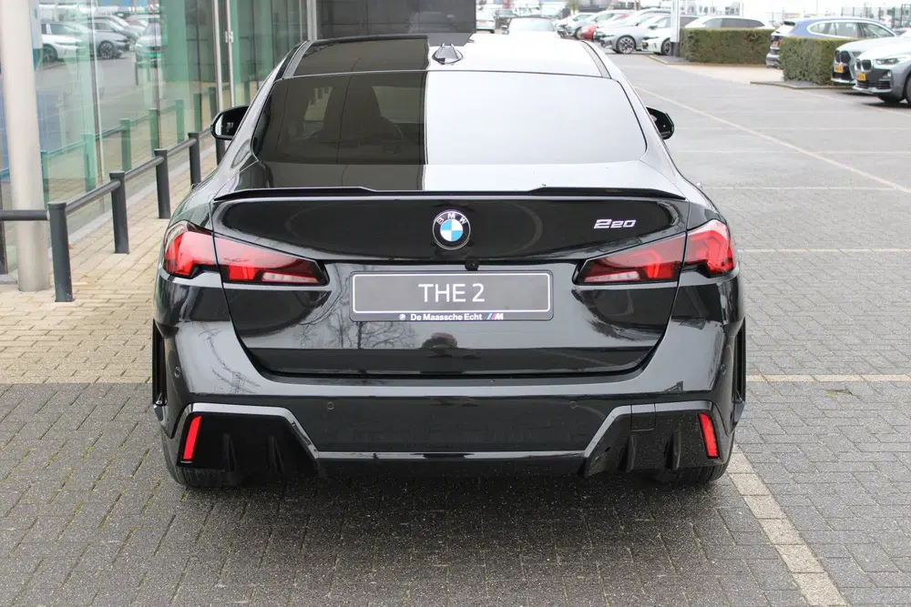 BMW 2-serie Coupé 220 M Sport Automaat uit 2026, foto 4