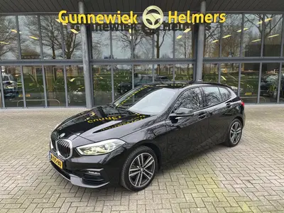 BMW 1-serie 118i Business Edition uit 2021