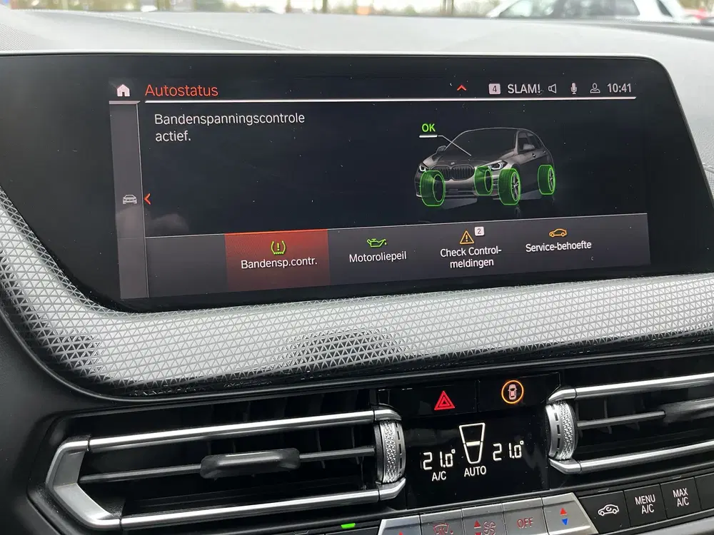 BMW 1-serie 118i Business Edition uit 2021, foto 10