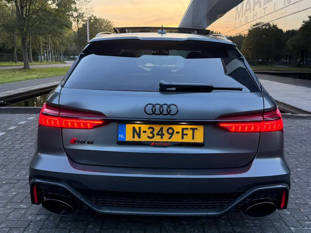 Audi A6 RS6 4.0 Tfsi V8 2020 MatGrijs uit 2020, foto 11