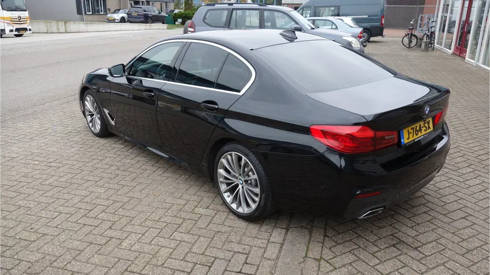 BMW 5-serie 5 Serie 520i High Executive Edition (bj 20 uit 2020, foto 6