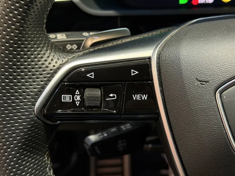 Audi Q8 e-tron 55 quattro S Comp 115 kWh uit 2024, foto 15