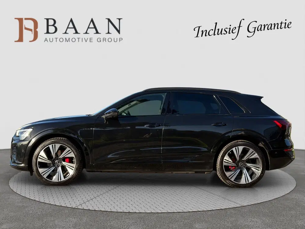 Audi Q8 e-tron 55 quattro S Comp 115 kWh uit 2024, foto 5