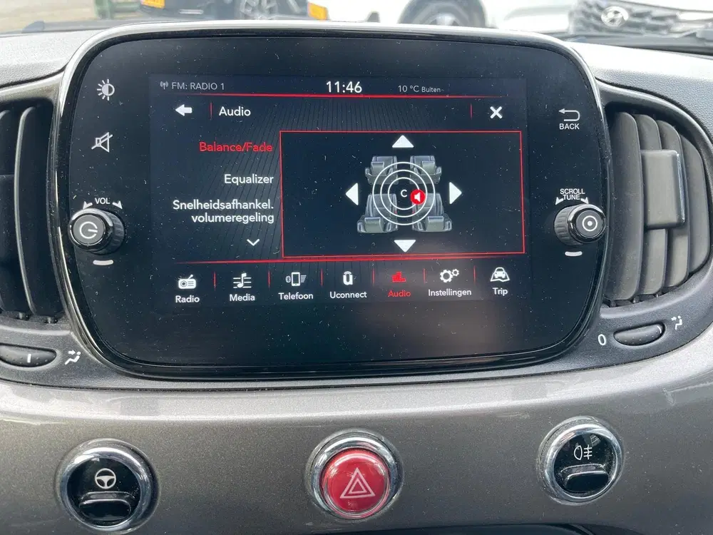 Fiat 500 1.0 Hybrid Cult uit 2023, foto 13