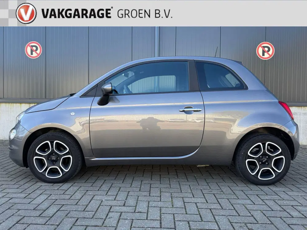 Fiat 500 1.0 Hybrid Cult uit 2023, foto 2
