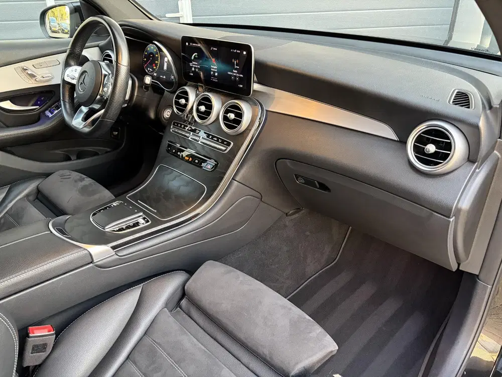 Mercedes-Benz GLC 300de 4MATIC AMG Line uit 2022, foto 15