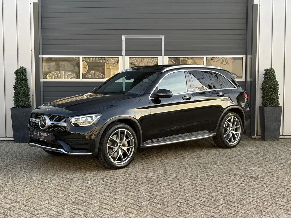 Mercedes-Benz GLC 300de 4MATIC AMG Line uit 2022, foto 2