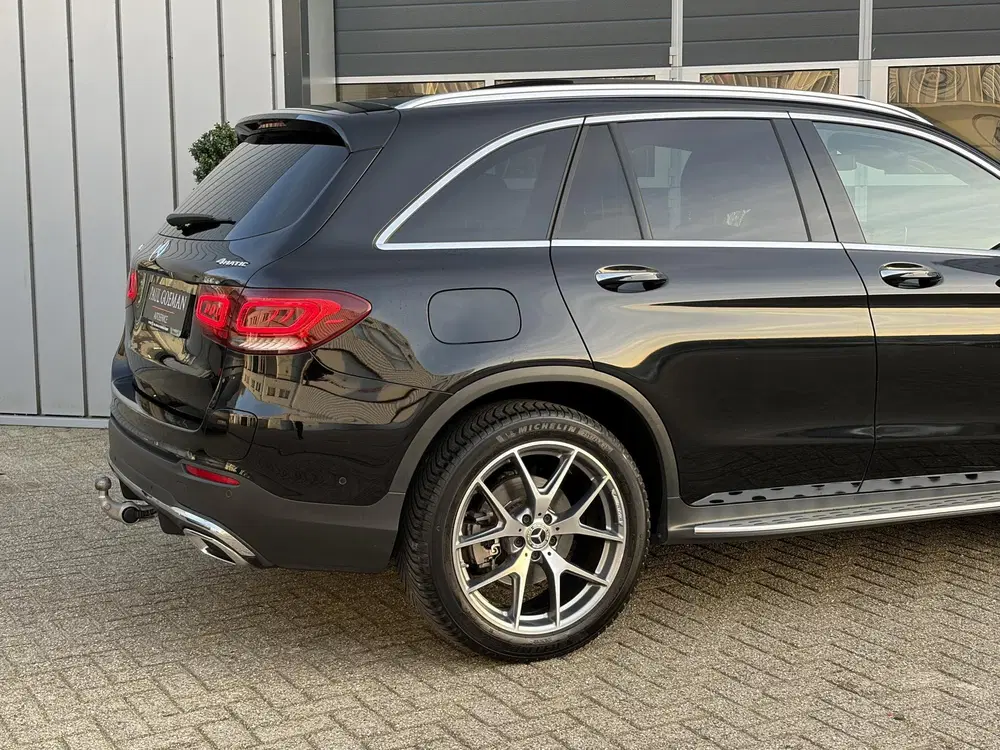 Mercedes-Benz GLC 300de 4MATIC AMG Line uit 2022, foto 8