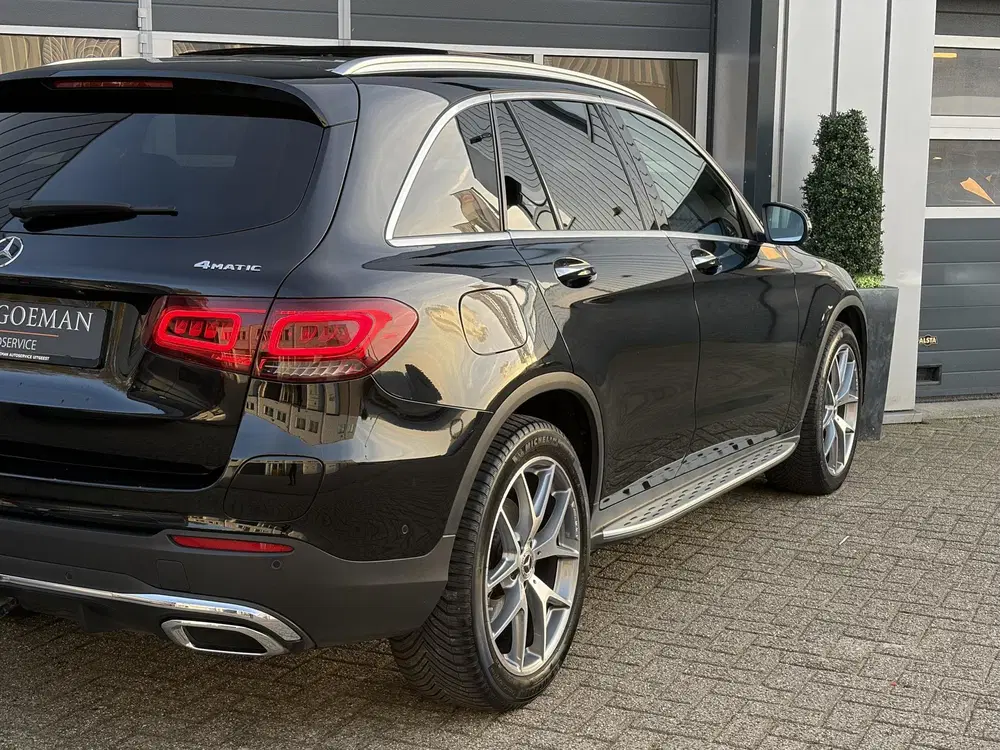 Mercedes-Benz GLC 300de 4MATIC AMG Line uit 2022, foto 9
