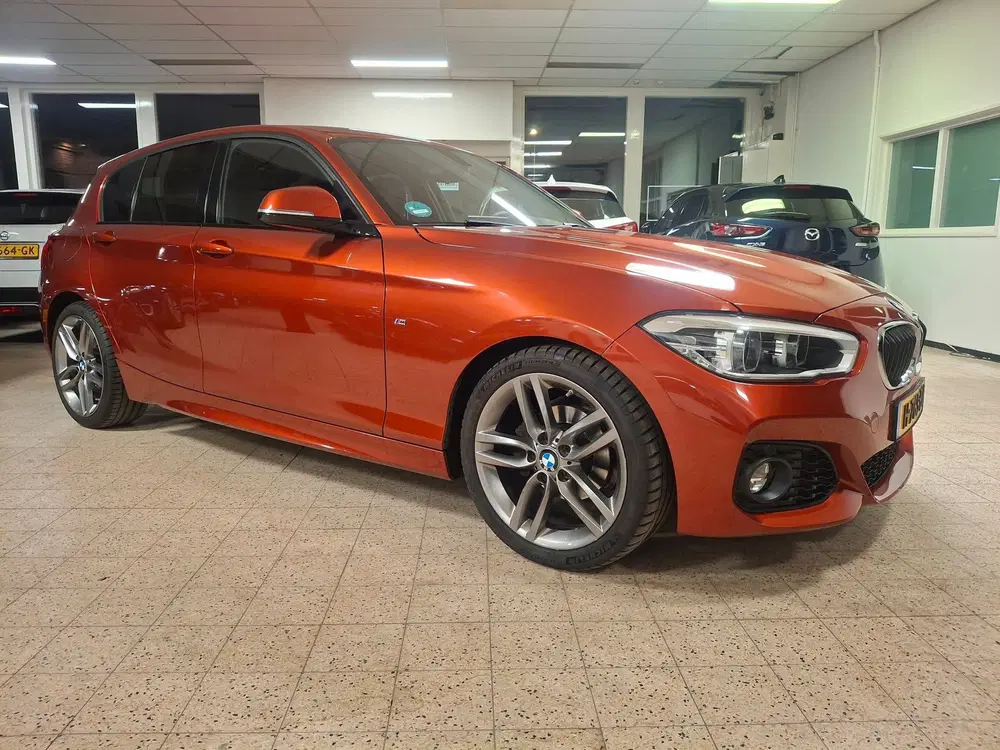 BMW 1-serie 118i Edition M Sport Shadow Line Apple Car uit 2020, foto 13