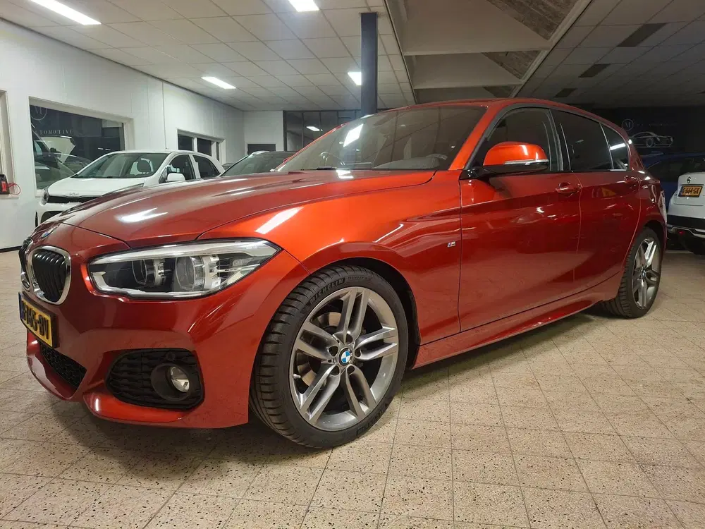 BMW 1-serie 118i Edition M Sport Shadow Line Apple Car uit 2020, foto 15