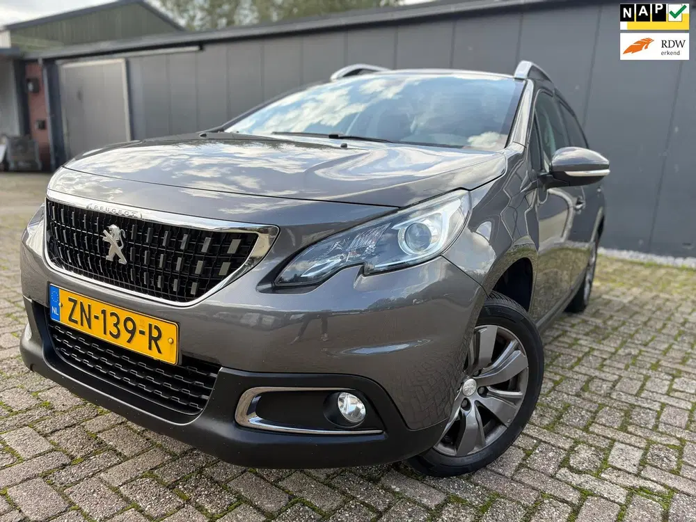 Peugeot 2008 1.2 PureTech Blue Lion 2e EIG uit 2019