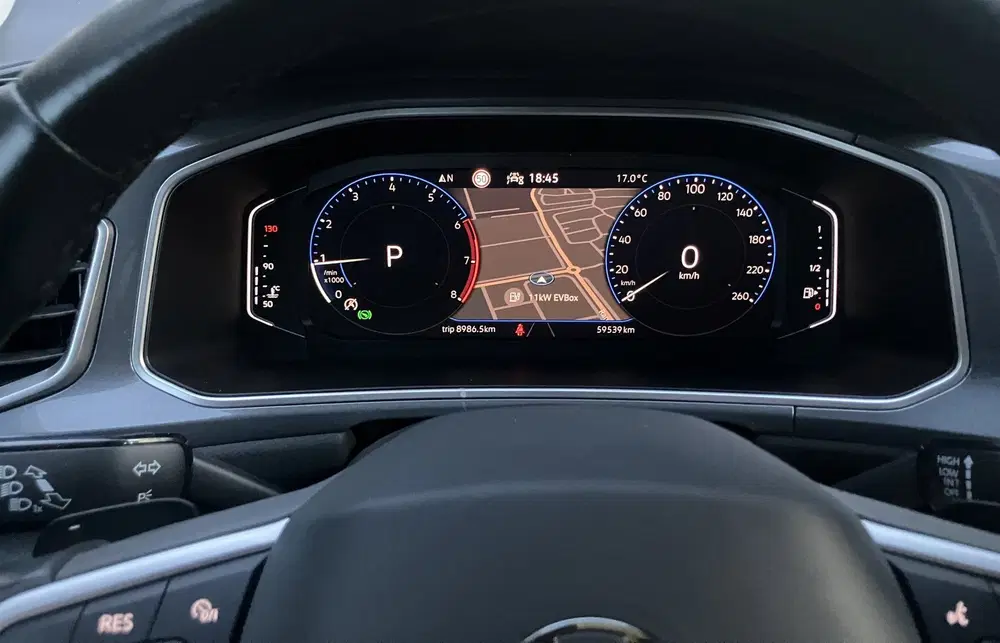 Volkswagen T-Roc 1.5 TSI R-Line Navi uit 2023, foto 12