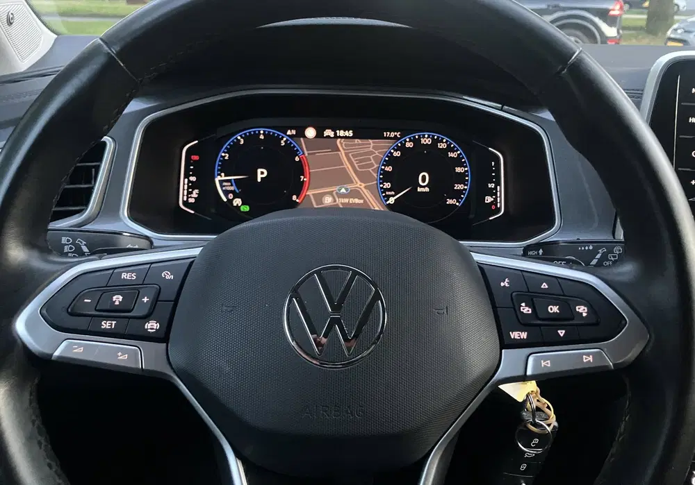 Volkswagen T-Roc 1.5 TSI R-Line Navi uit 2023, foto 15