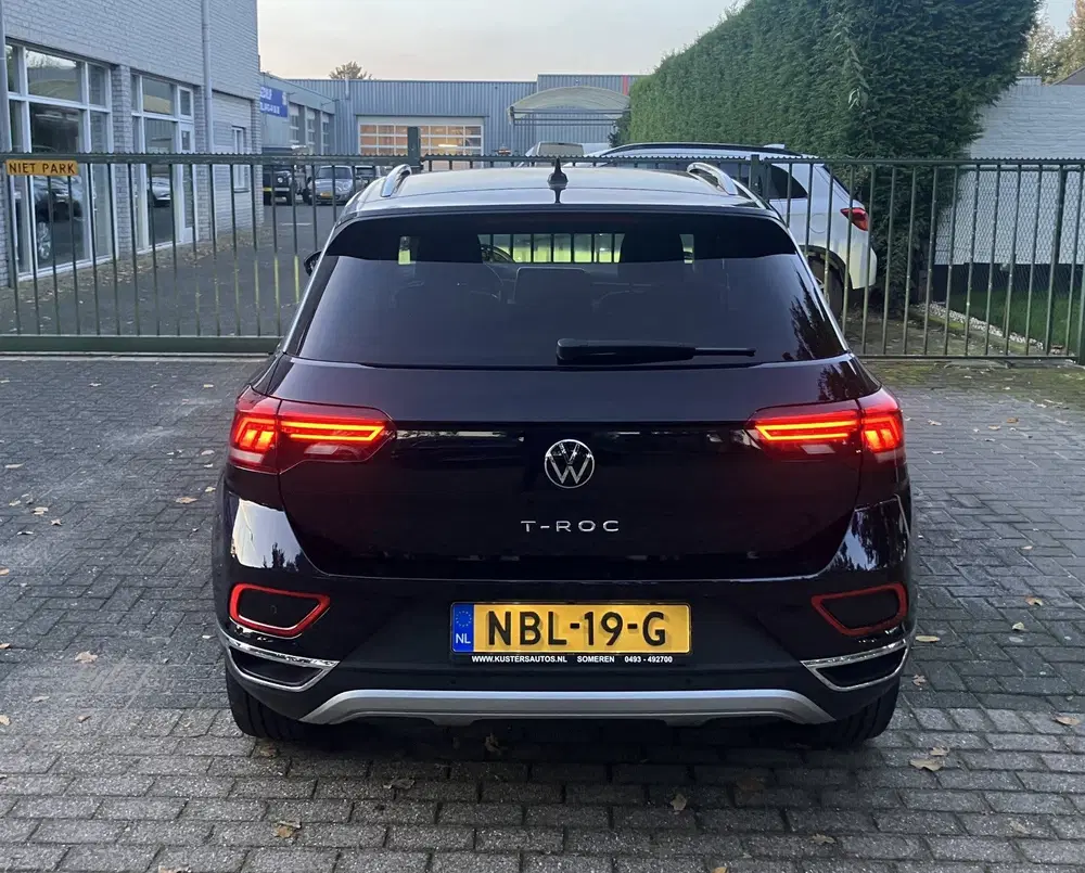 Volkswagen T-Roc 1.5 TSI R-Line Navi uit 2023, foto 6