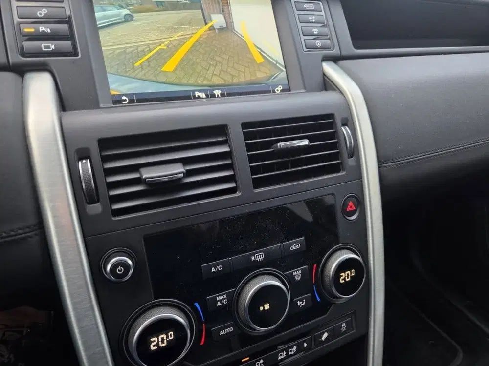 Land Rover Discovery Sport 2.0 TD4 HSE Luxury uit 2019, foto 11