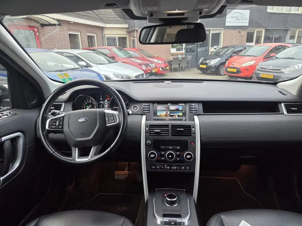 Land Rover Discovery Sport 2.0 TD4 HSE Luxury uit 2019, foto 4