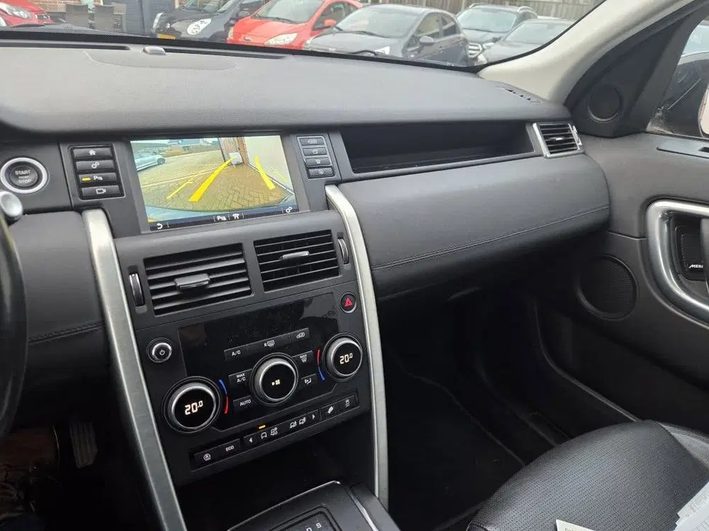Land Rover Discovery Sport 2.0 TD4 HSE Luxury uit 2019, foto 5