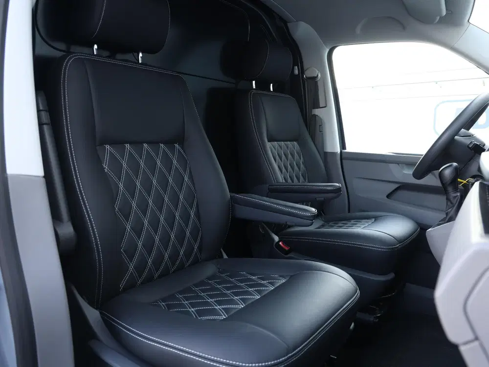 Volkswagen Transporter 2.0 TDI 150PK DSG Automaat uit 2024, foto 8