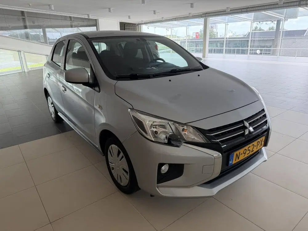 Mitsubishi Space Star 1.2 Cool+ (bj 2021) uit 2021, foto 2
