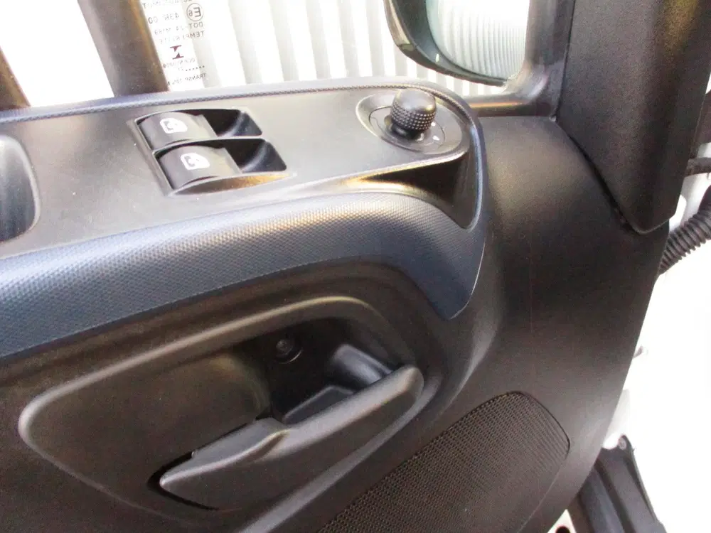 Iveco Daily 35C18 3.0 L2 H2 Automaat Navi Airco 3500 K uit 2021, foto 6