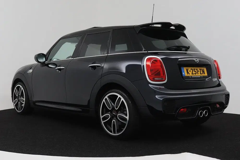 Mini Cooper S Cooper S 2.0 Chili JCW Pakket (PANORAMADAK uit 2019, foto 6