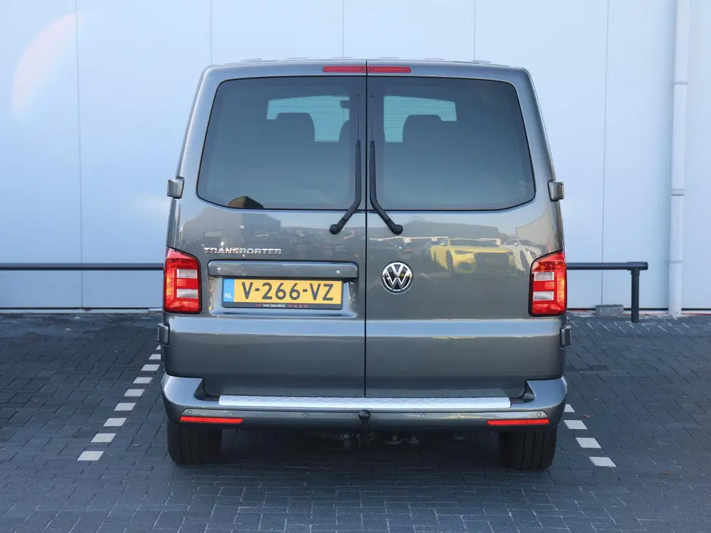 Volkswagen Transporter 2.0 TDI 150PK DC Exclusive uit 2019, foto 6