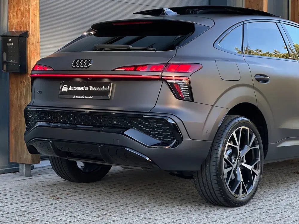 Audi Q3 1.5 e-hybrid S edition Pano uit 2026, foto 10