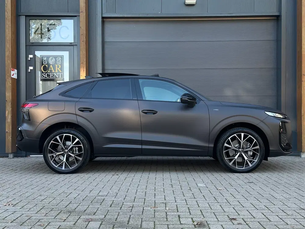 Audi Q3 1.5 e-hybrid S edition Pano uit 2026, foto 5