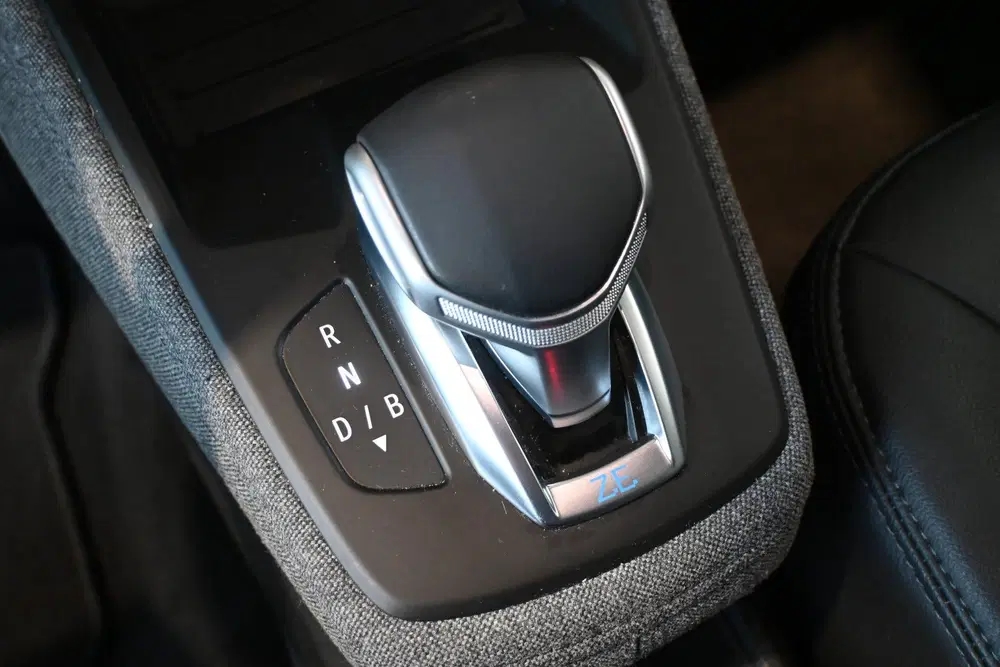 Renault ZOE R135 Intens Business 52 kWh Nap Bose SOH 8 uit 2020, foto 12