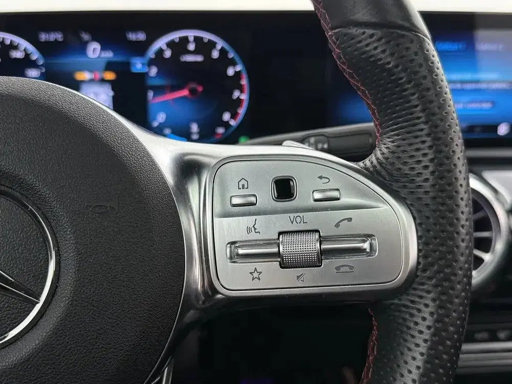 Mercedes-Benz CLA 180 Business Solutio uit 2022, foto 12