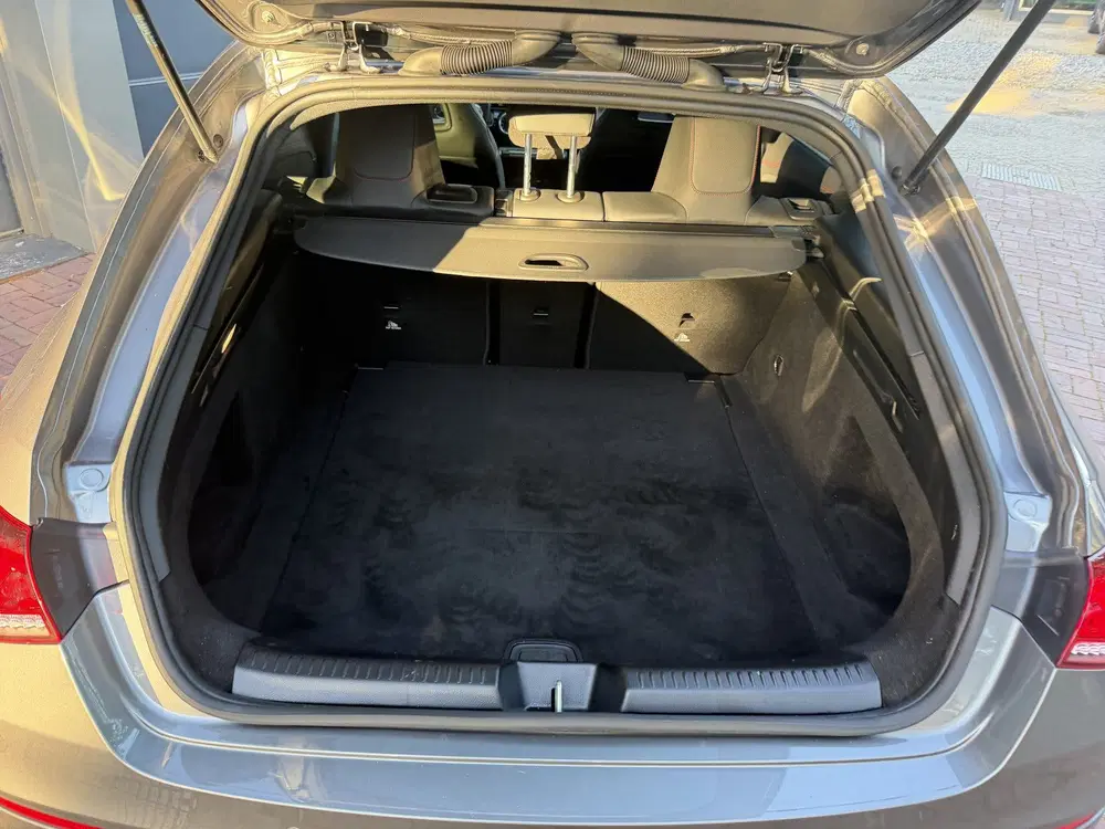 Mercedes-Benz CLA 180 Business Solutio uit 2022, foto 9