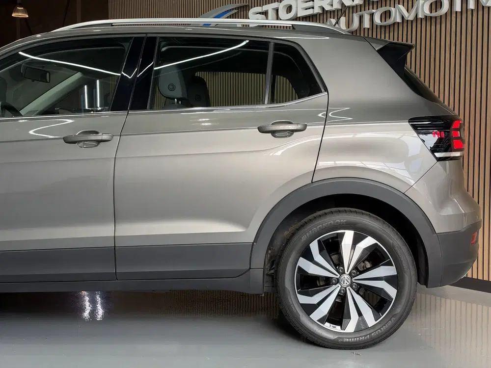 Volkswagen T-Cross 1.0 TSI DSG Style uit 2019, foto 11