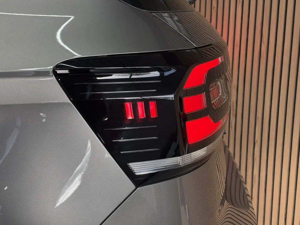 Volkswagen T-Cross 1.0 TSI DSG Style uit 2019, foto 13