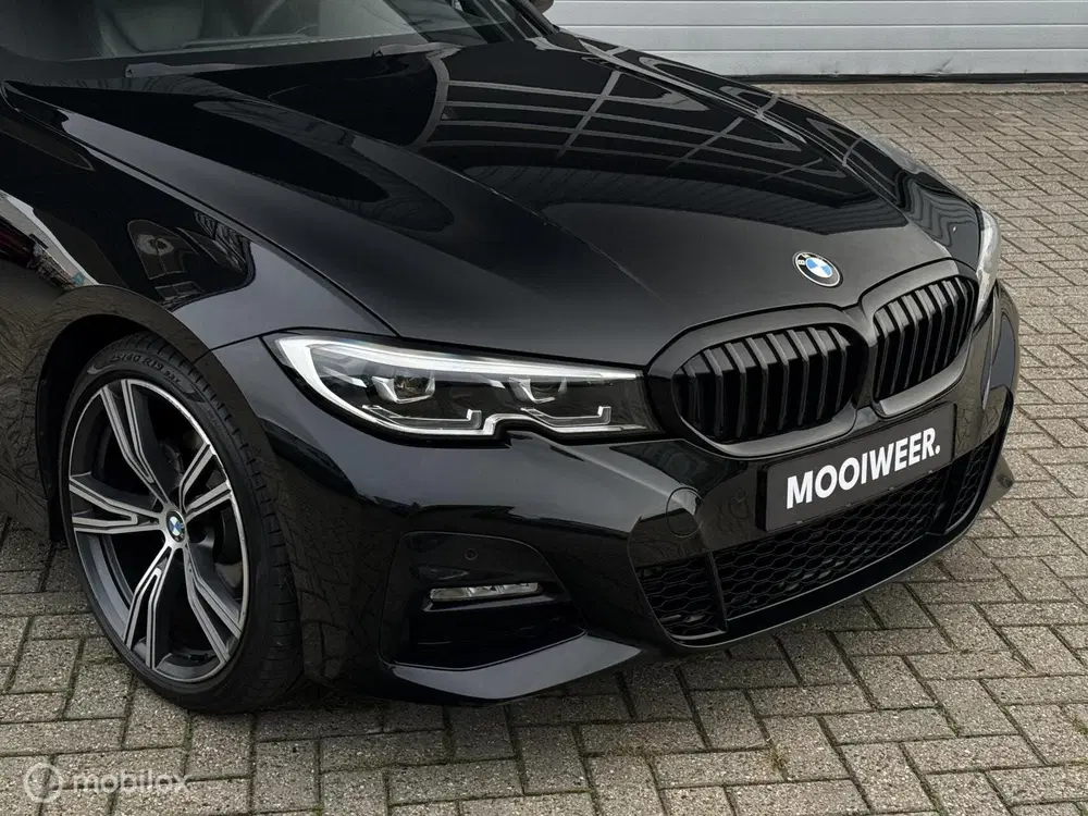 BMW 3-serie 320i High Executive uit 2019, foto 8
