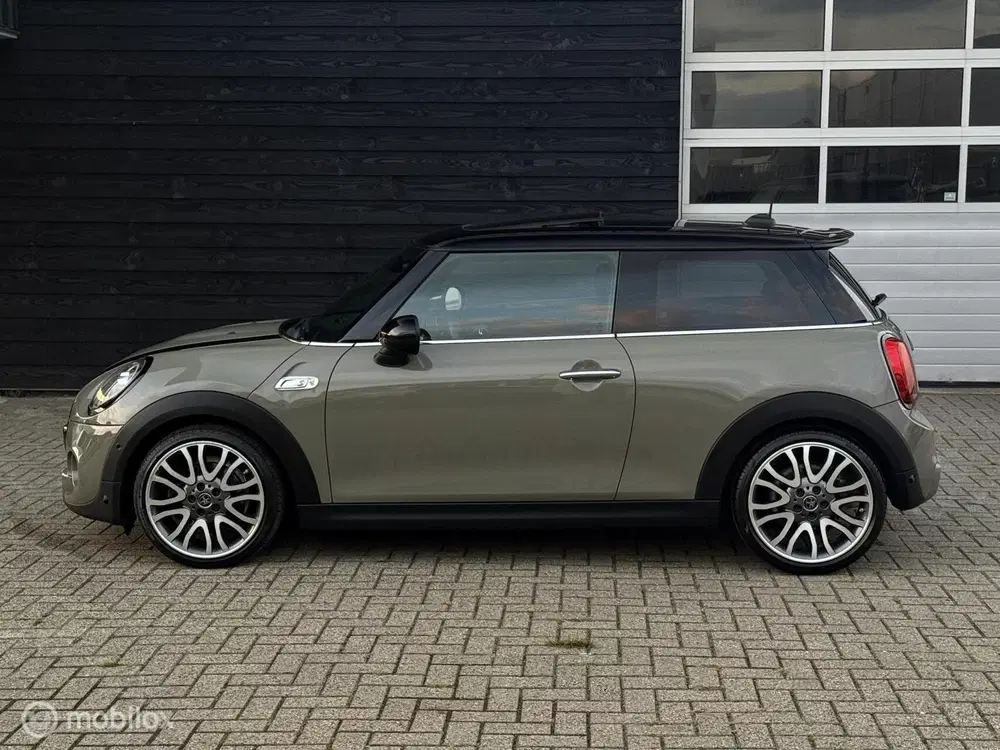 Mini Cooper S 2.0 Cooper S Chili uit 2019, foto 3