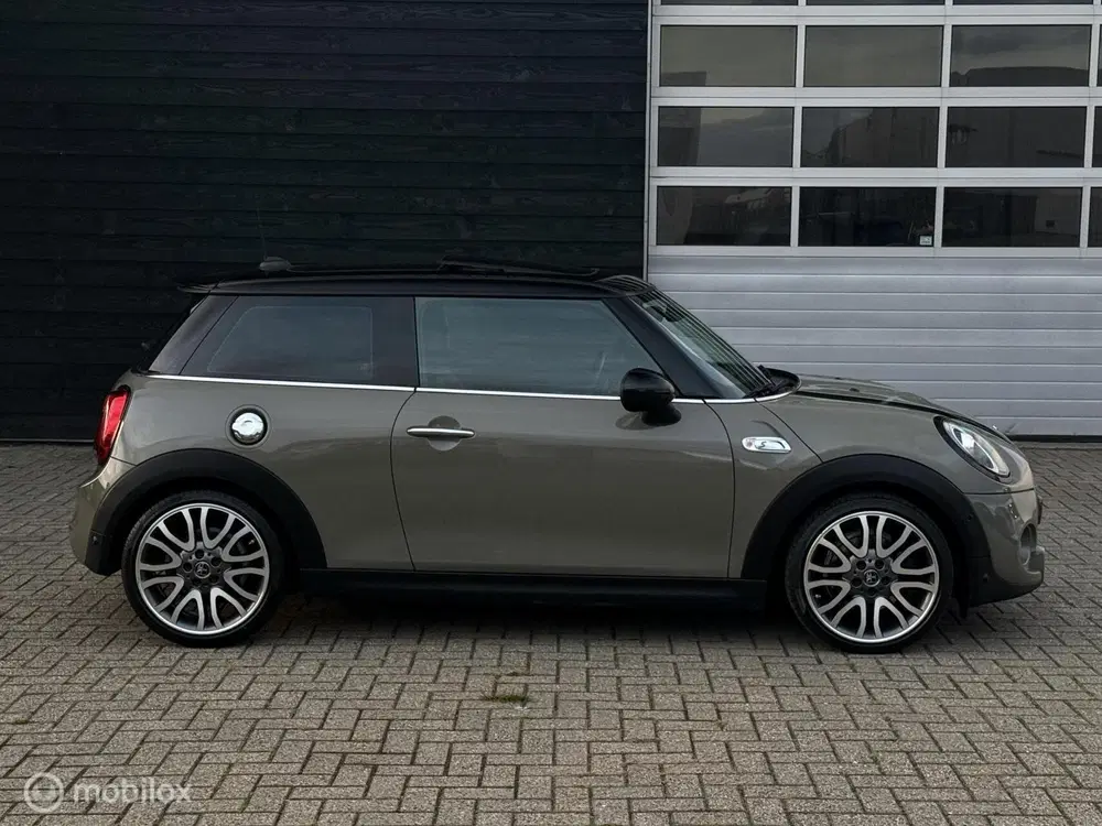 Mini Cooper S 2.0 Cooper S Chili uit 2019, foto 4