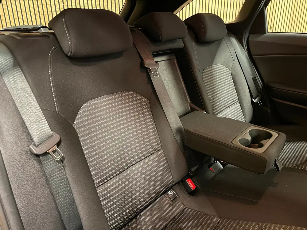 Kia Ceed 1.6 GDI PHEV DynamicLine uit 2023, foto 9